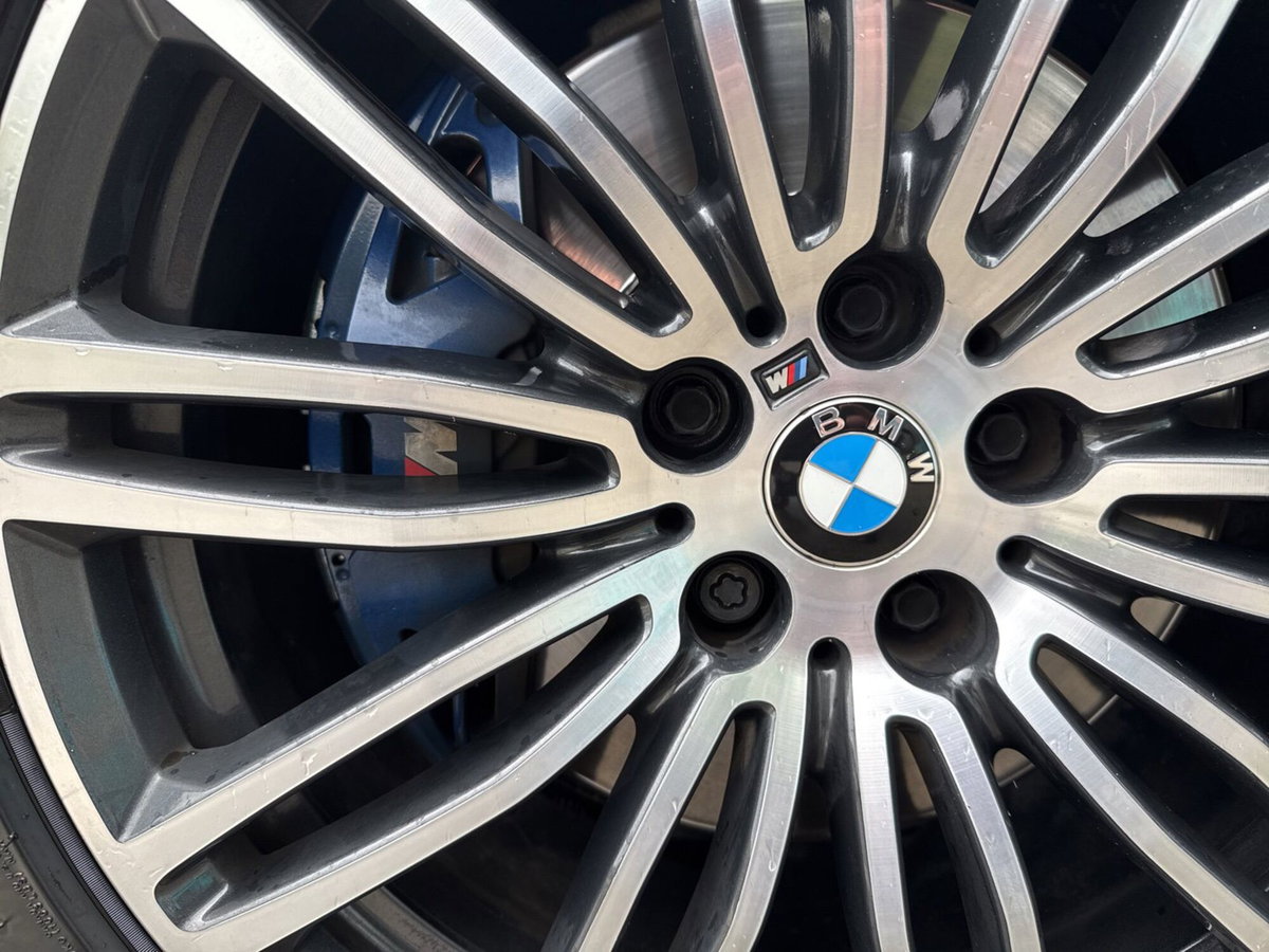 BMW Serie 5 530d xDrive Msport (9)