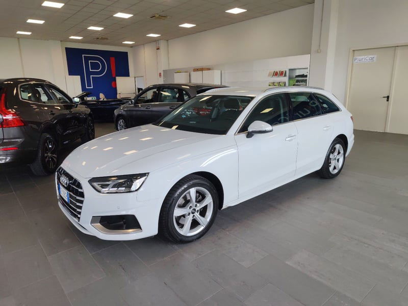 Audi A4 Avant 30 2.0 tdi mhev Business Advanced 136cv s-tronic