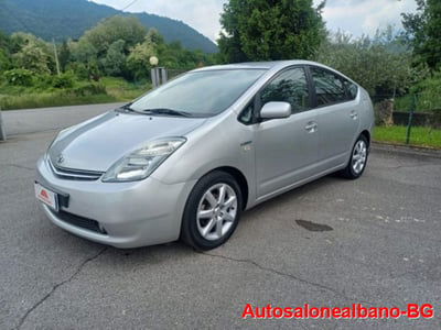 Toyota Prius 1.5i 16V usata