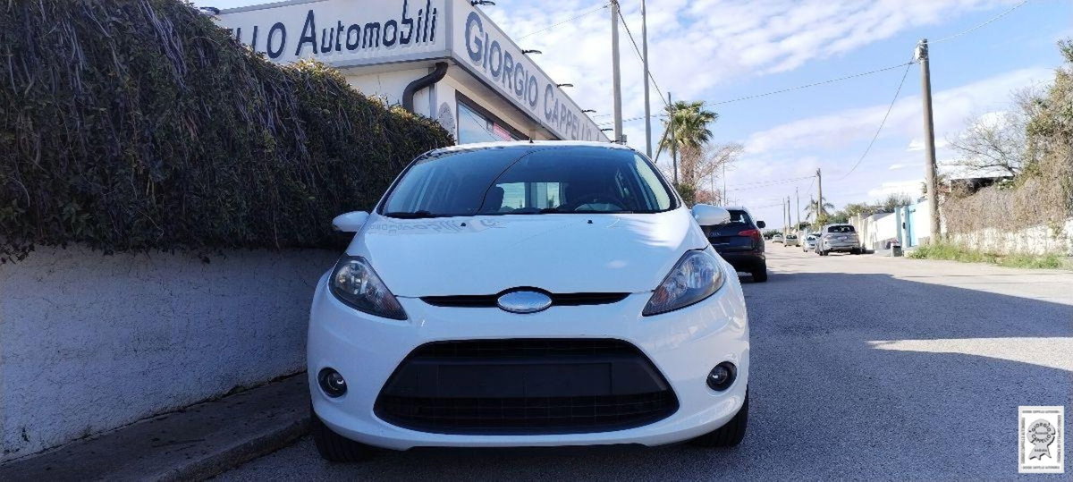 Ford Fiesta 1.4 5p. Bz.- GPL Titanium (6)