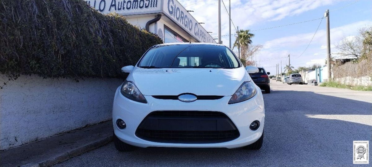 Ford Fiesta 1.4 5p. Bz.- GPL Titanium (7)
