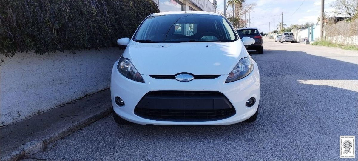 Ford Fiesta 1.4 5p. Bz.- GPL Titanium (8)