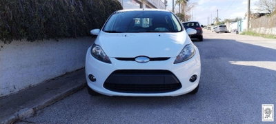 Ford Fiesta 1.4 5p. Bz.- GPL Titanium (8)