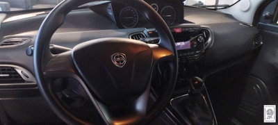Lancia Ypsilon 1.2 69 CV 5 porte GPL Ecochic Gold (6)