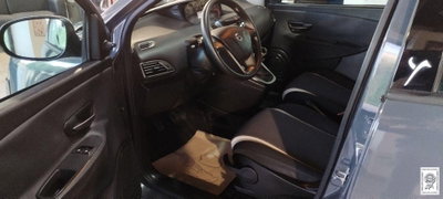 Lancia Ypsilon 1.2 69 CV 5 porte GPL Ecochic Gold (7)