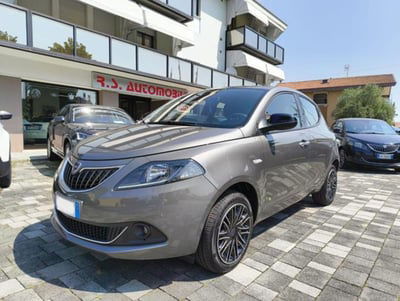 Lancia Ypsilon 1.0 FireFly 5 porte S&S Hybrid Gold Plus usata
