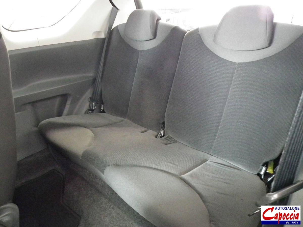 Citroen C1 1.0 3 porte (11)
