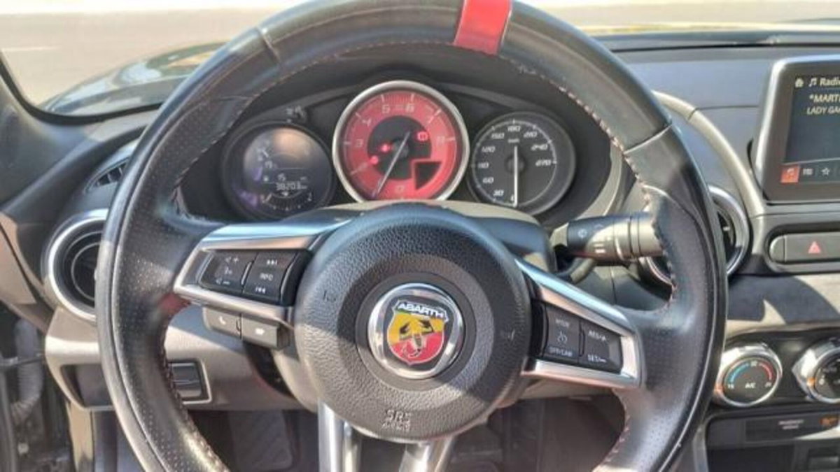 Fiat 124 spider 124 spider 1.4 MultiAir (11)