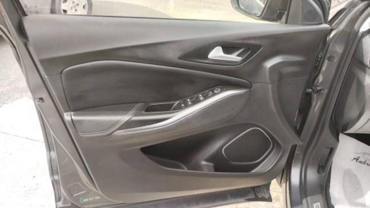 Opel Grandland X 1.5 diesel Ecotec Start&Stop Ultimate (18)