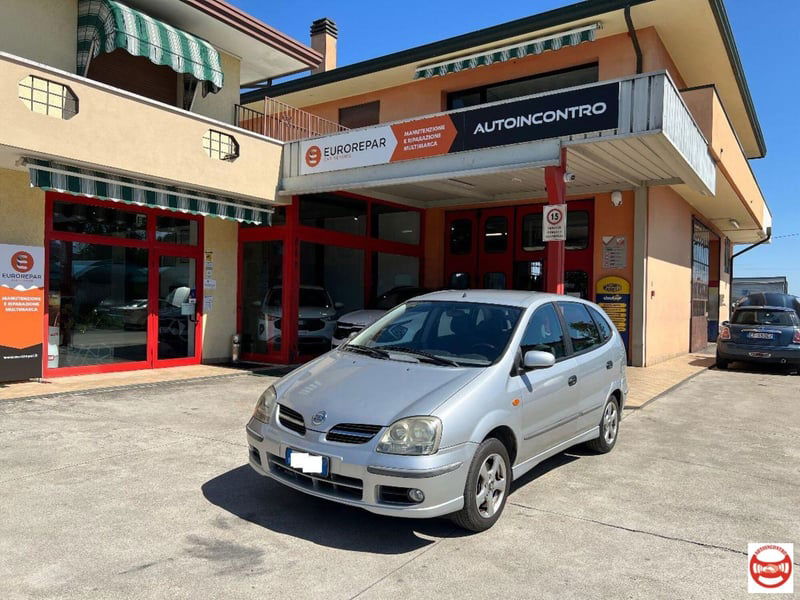 Nissan Tino 1.8 16V cat Luxury