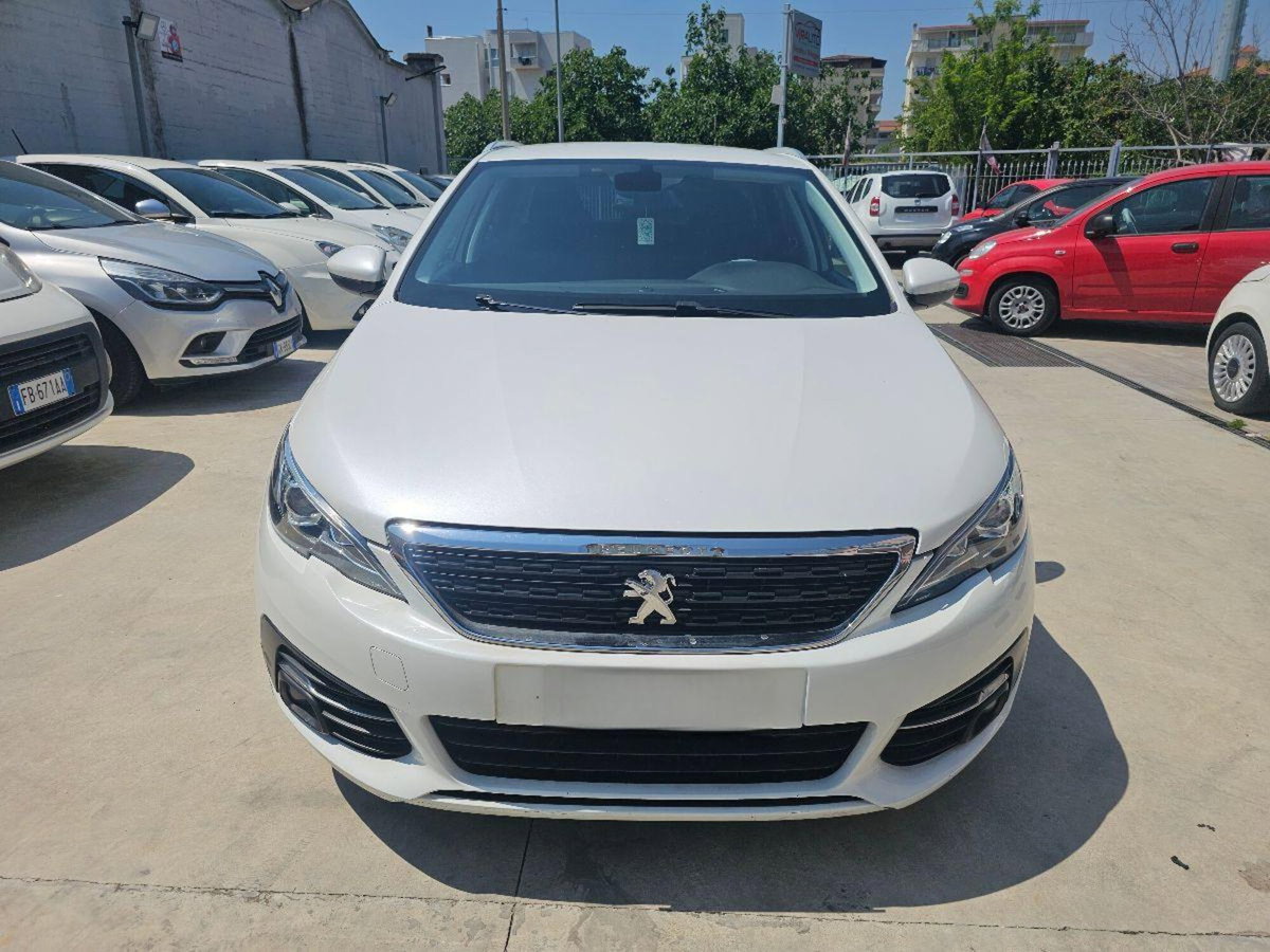 Peugeot 308 SW BlueHDi 100 S&S Active (2)