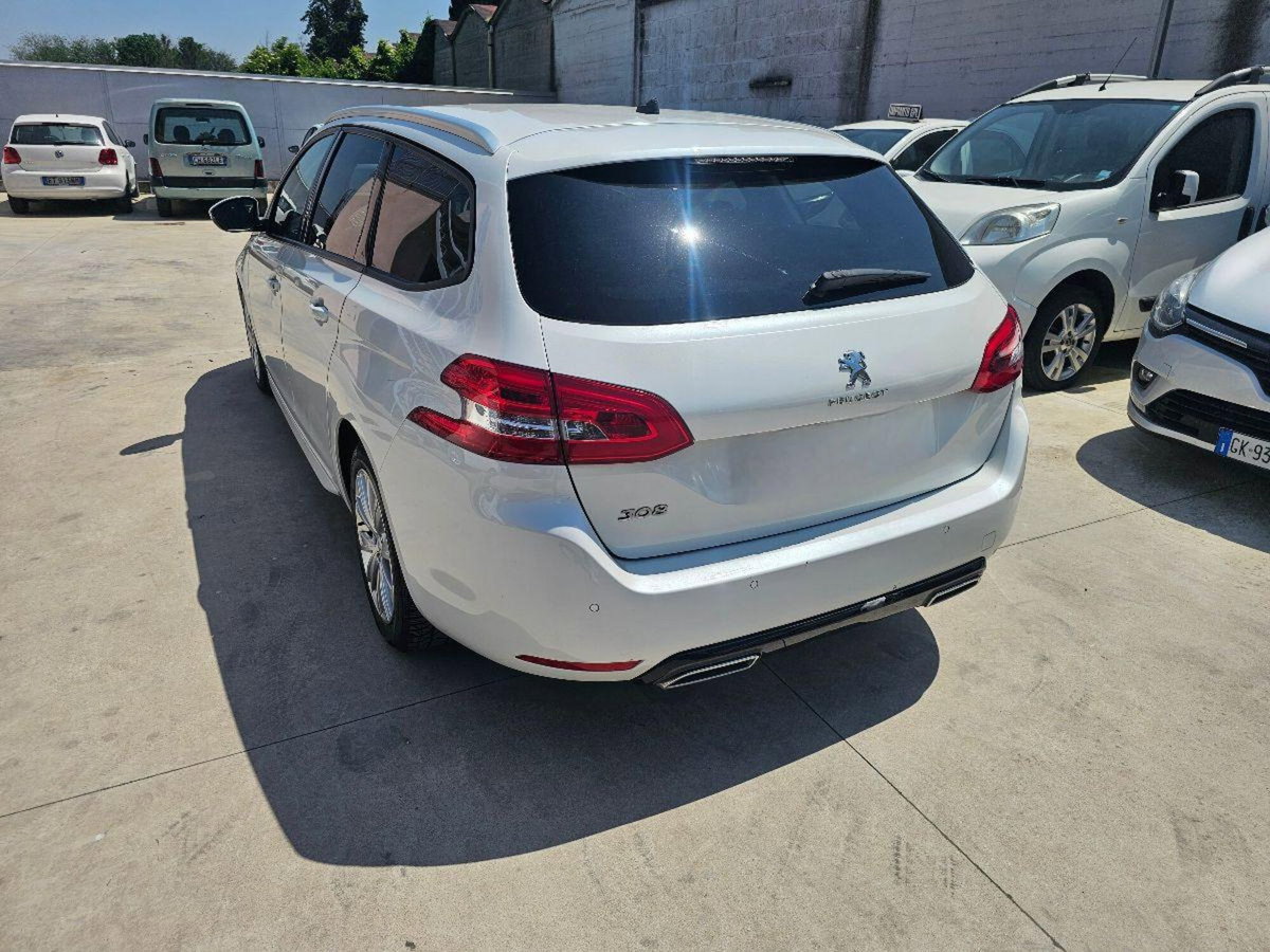 Peugeot 308 SW BlueHDi 100 S&S Active (6)