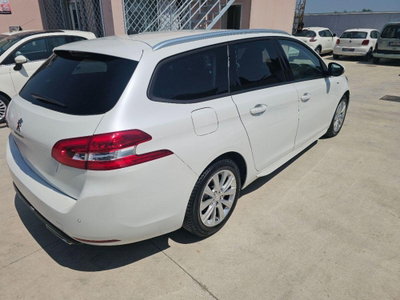 Peugeot 308 SW BlueHDi 100 S&S Active (8)