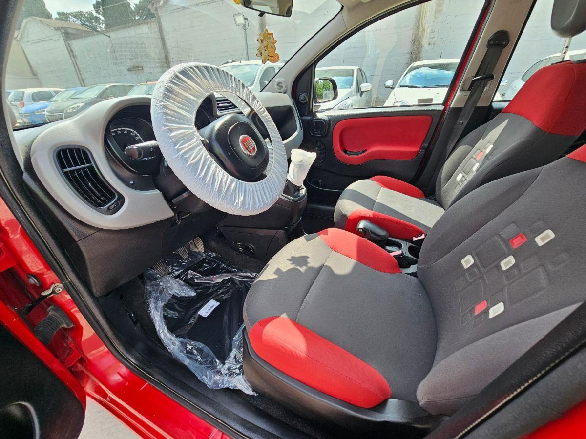 Fiat Panda 1.3 MJT S&S Young (11)
