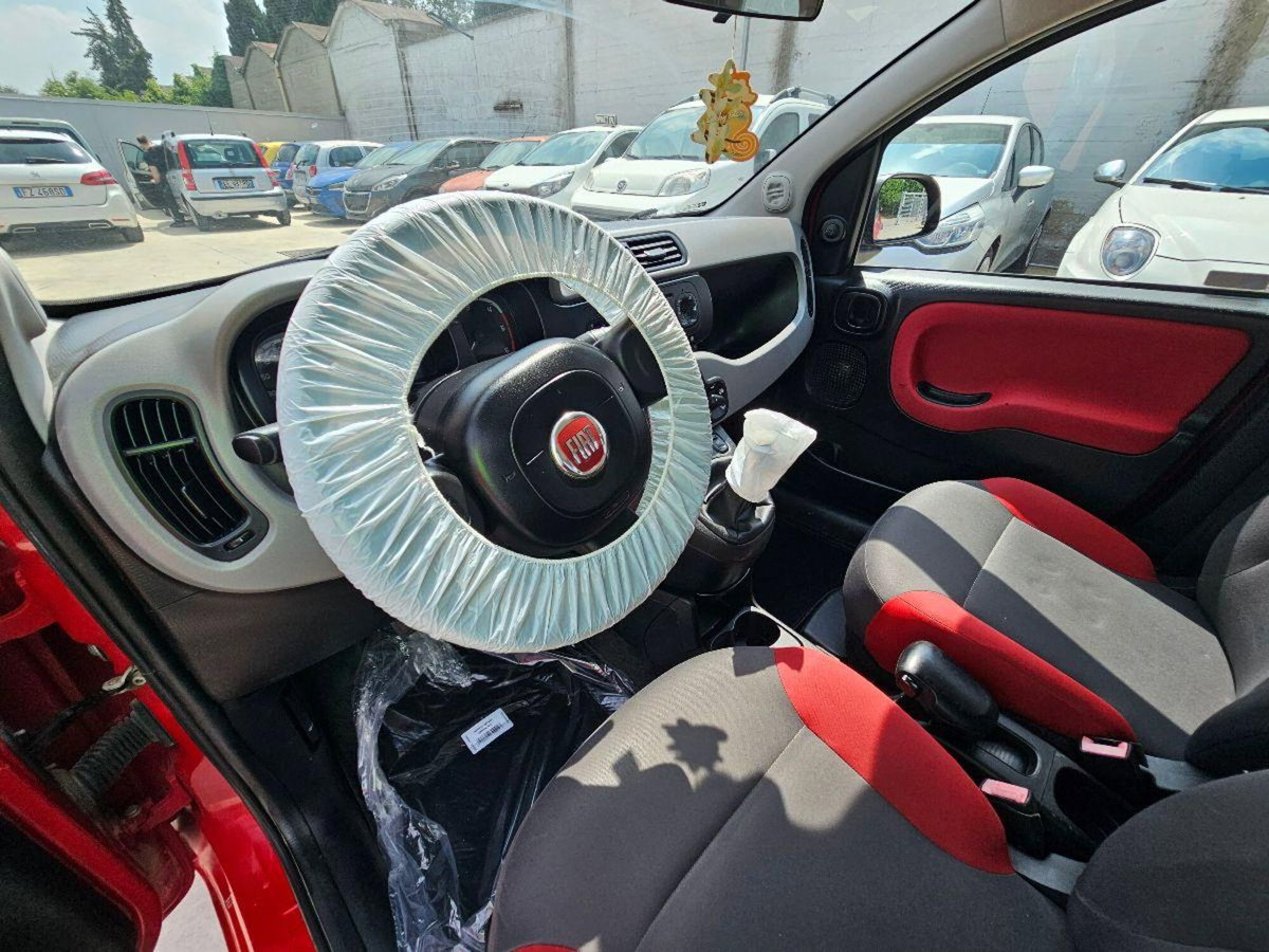 Fiat Panda 1.3 MJT S&S Young (12)