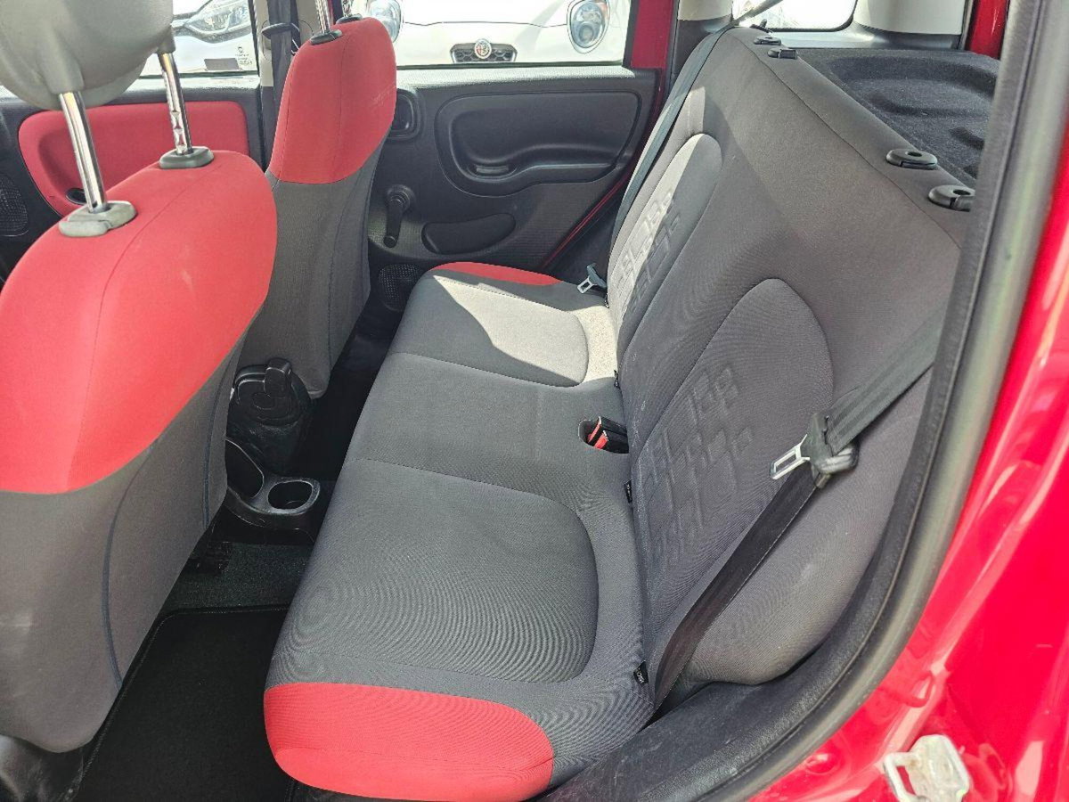 Fiat Panda 1.3 MJT S&S Young (8)