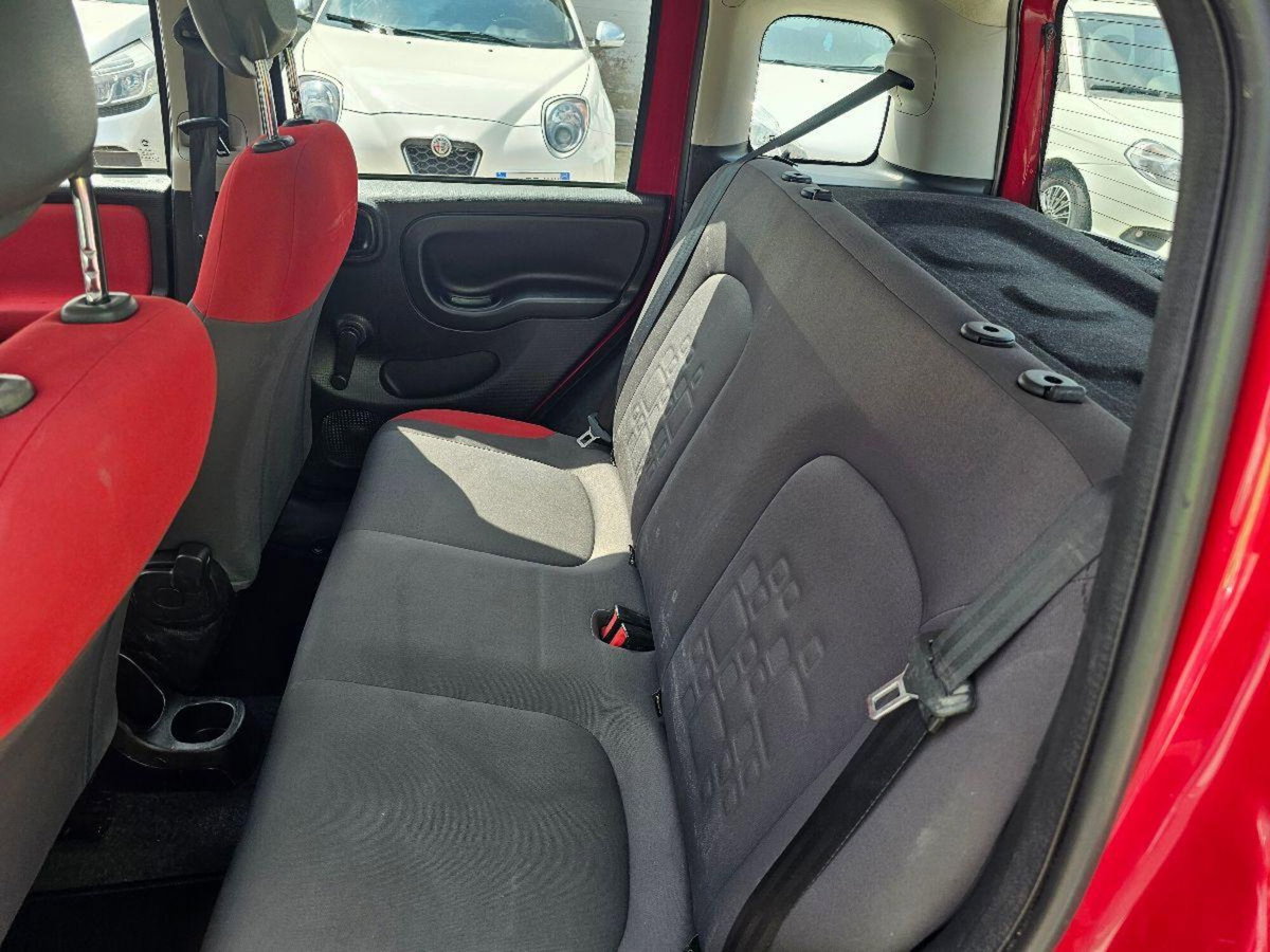Fiat Panda 1.3 MJT S&S Young (9)