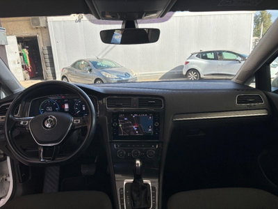 Volkswagen e-Golf 136 CV (10)