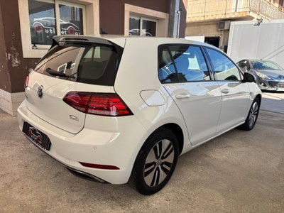 Volkswagen e-Golf 136 CV (4)