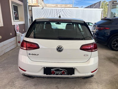 Volkswagen e-Golf 136 CV (6)