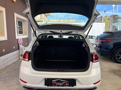 Volkswagen e-Golf 136 CV (7)
