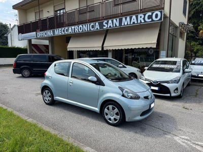 Toyota Aygo 1.0 12V VVT-i 5 porte usata