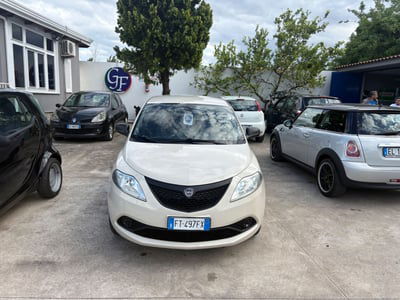 Lancia Ypsilon 1.2 69 CV 5 porte GPL Ecochic Elefantino Blu usata