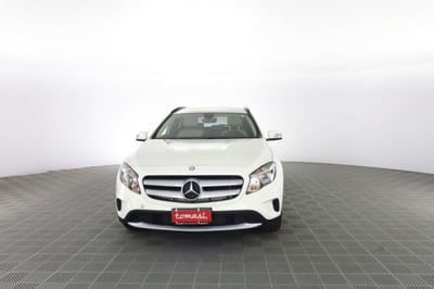 Mercedes-Benz CLA Shooting Brake 180 Executive usata