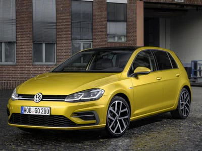 Volkswagen Golf 1.0 TSI EVO Life usata