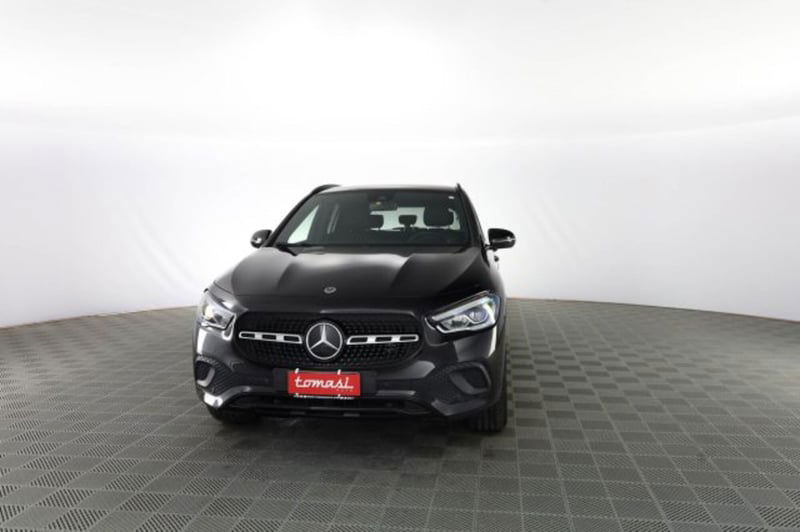Mercedes-Benz CLA Shooting Brake 200 d Automatic Shooting Brake Sport