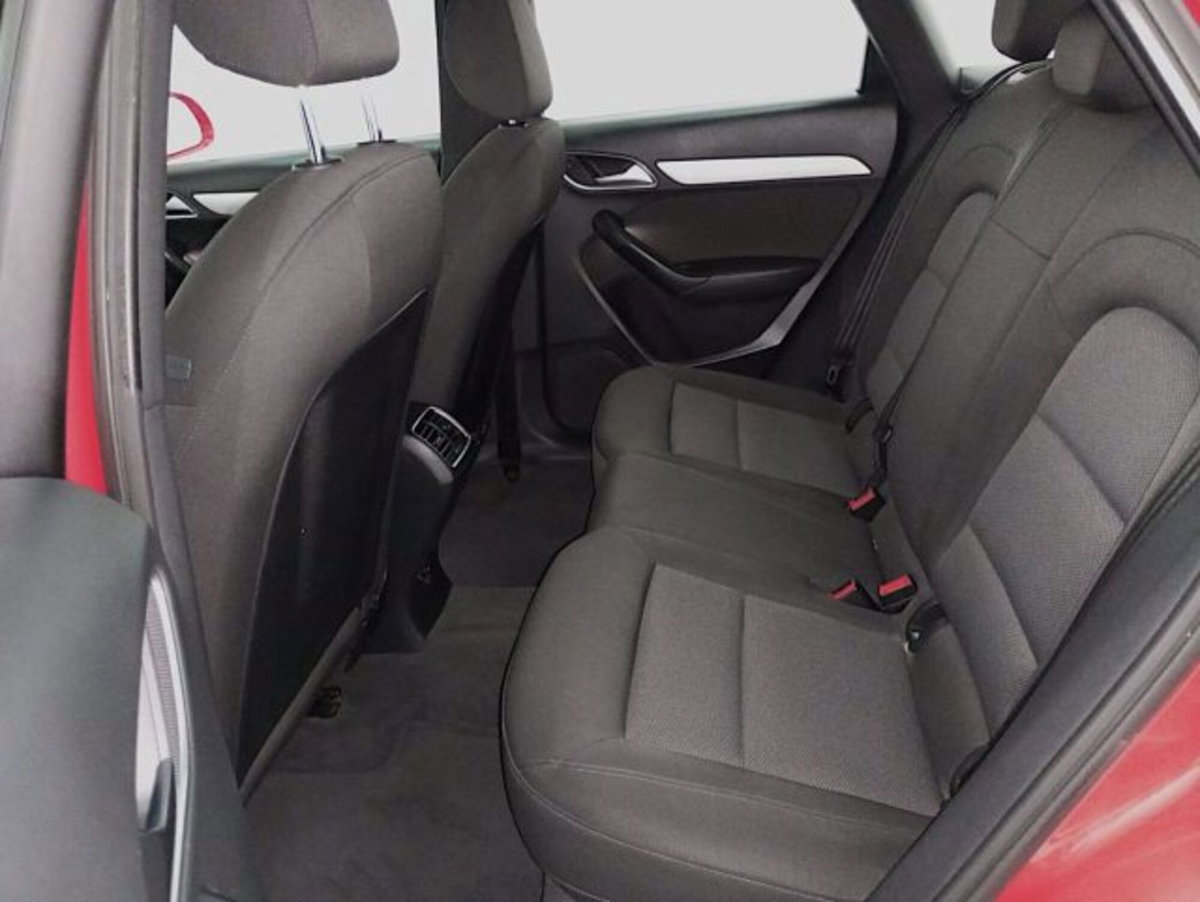 Audi Q3 Sportback 2.0 tdi Business 150cv s-tronic (11)
