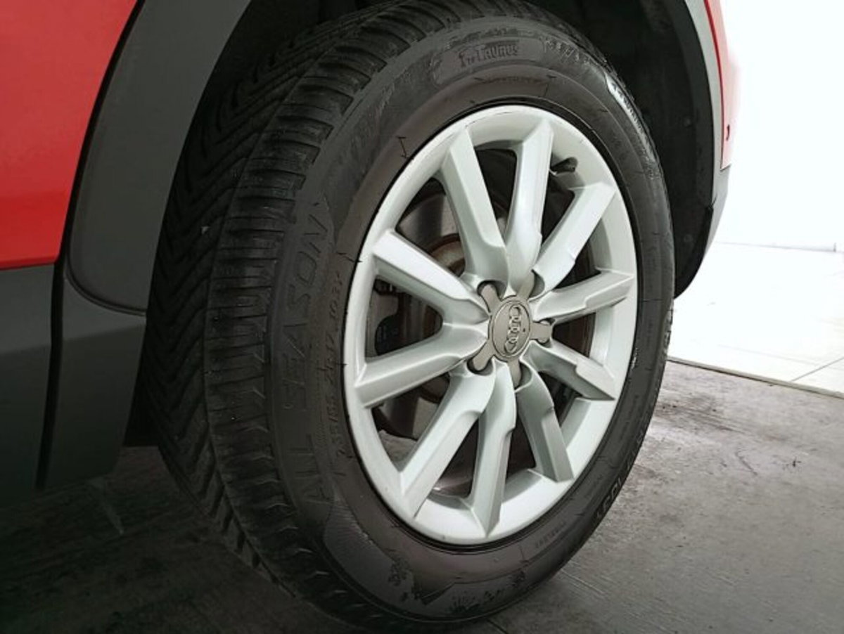 Audi Q3 Sportback 2.0 tdi Business 150cv s-tronic (7)