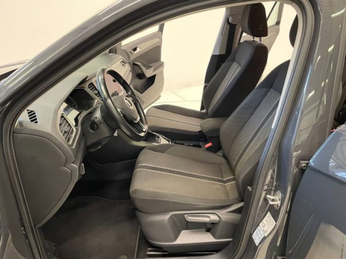 Volkswagen T-Roc 1.0 TSI R-Line (6)