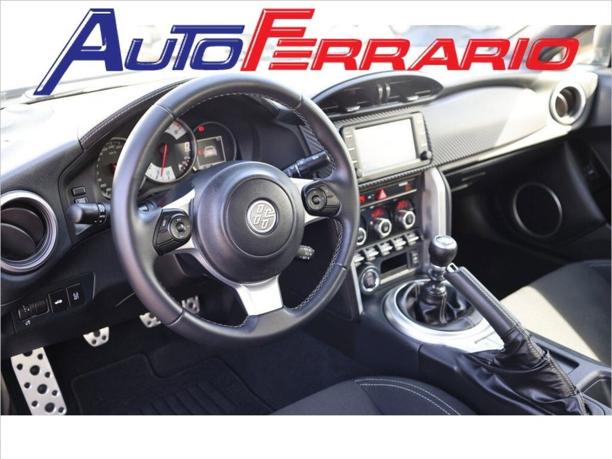 Toyota GT86 2.0 (11)