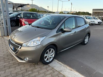 Peugeot 208 HDi 68 CV 5 porte Allure usata