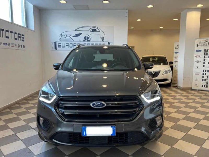 Ford Kuga 1.5 TDCI 120 CV S&S 2WD ST-Line