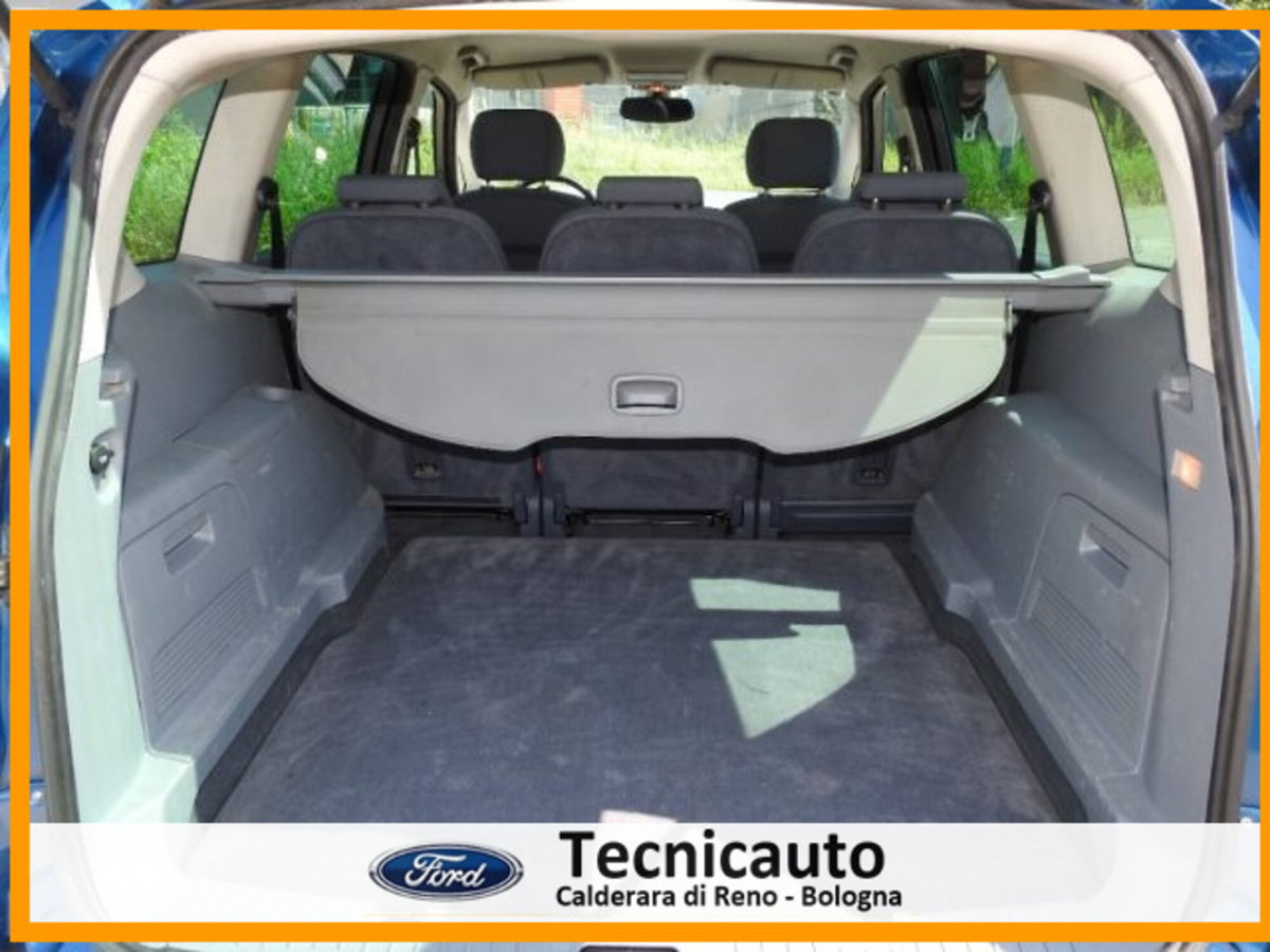Ford S-Max 2.0 TDCi 140CV Titanium (12)