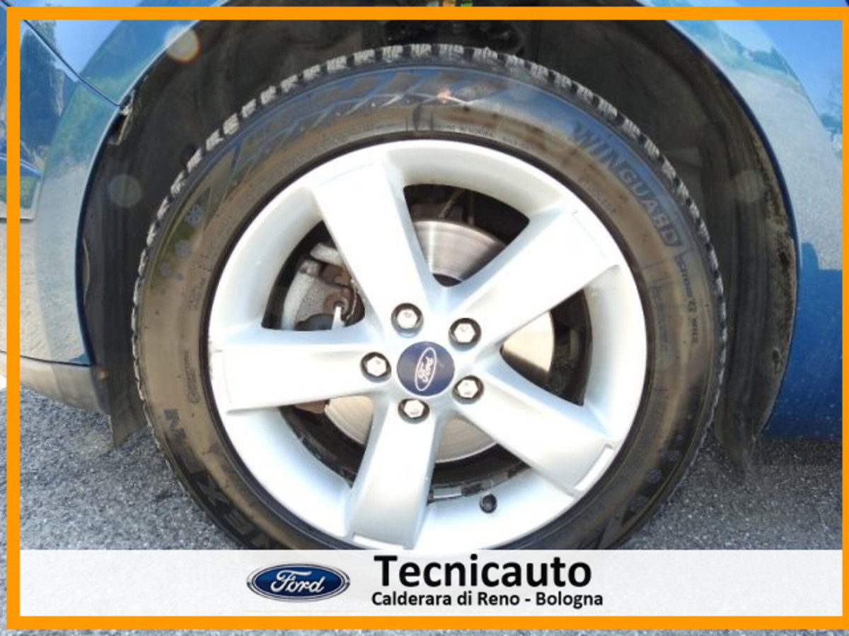 Ford S-Max 2.0 TDCi 140CV Titanium (18)