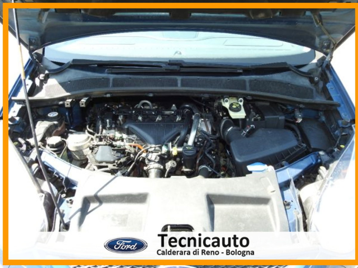 Ford S-Max 2.0 TDCi 140CV Titanium (20)