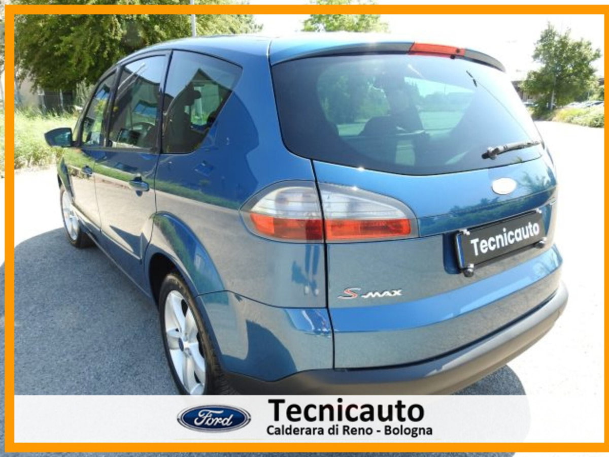 Ford S-Max 2.0 TDCi 140CV Titanium (6)