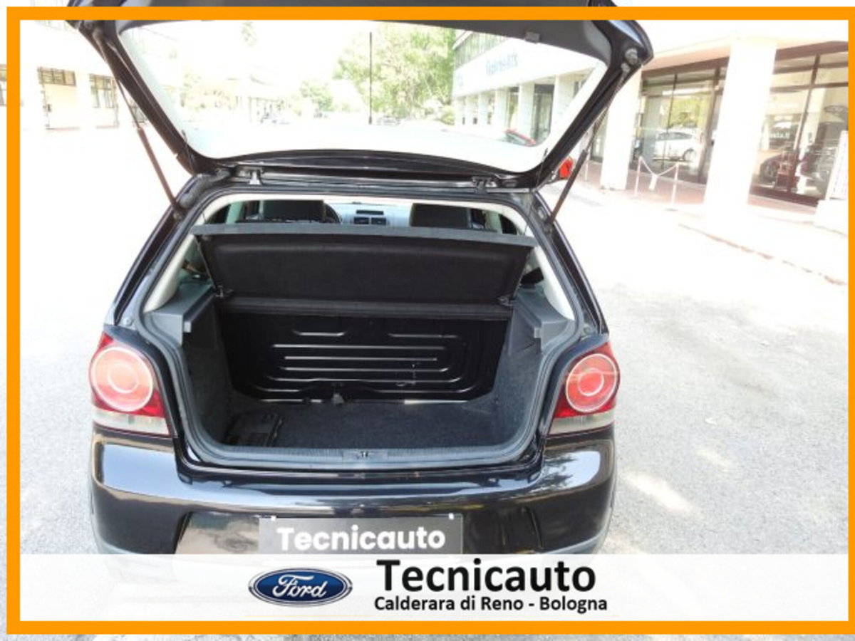Volkswagen Polo Cross 1.4/80CV 16V (14)