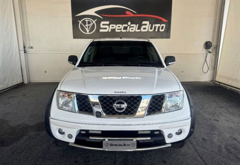 Nissan Navara 2.5 dCi 4 porte Double Cab LE