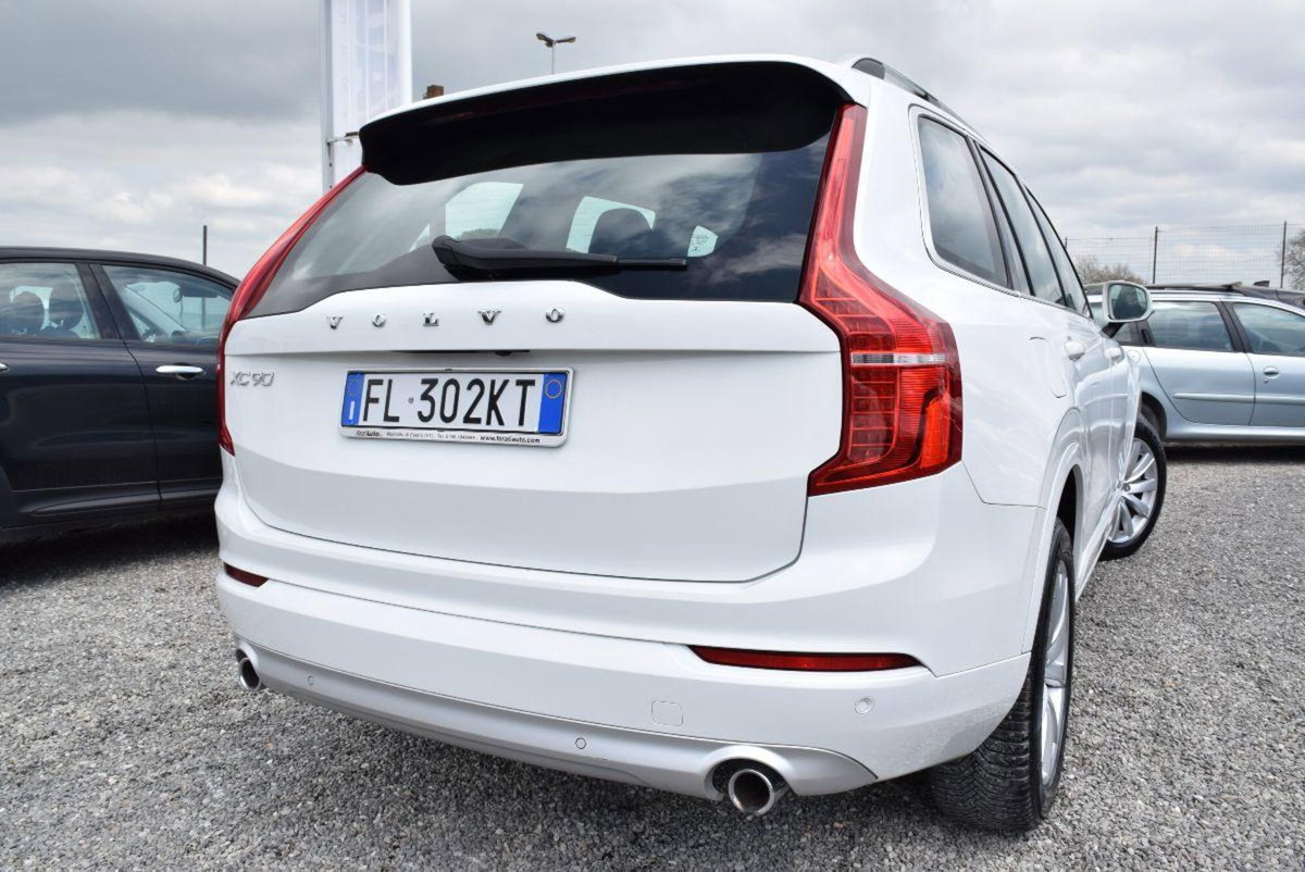 Volvo XC90 D4 Geartronic Momentum (3)