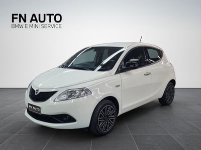 Lancia Ypsilon 1.0 FireFly 5 porte S&S Hybrid Ecochic Gold usata