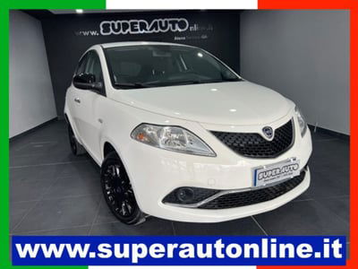 Lancia Ypsilon 1.2 69 CV 5 porte Silver usata