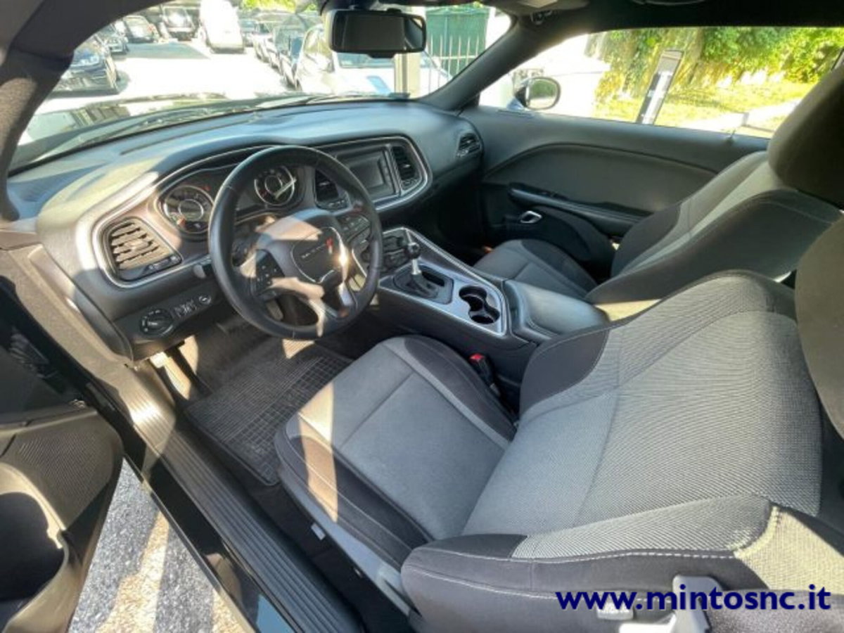 Dodge Challenger 3.6 V6 SXT awd 309cv at8 (11)