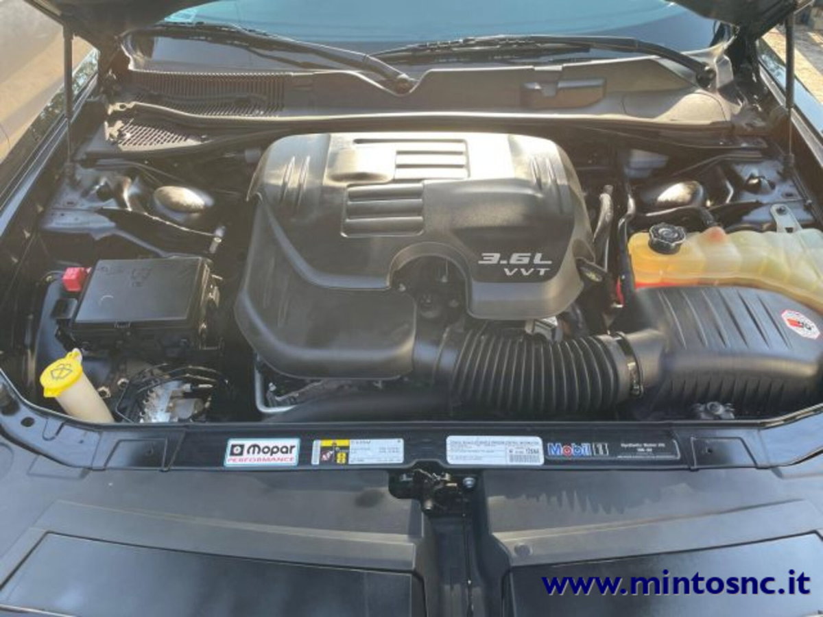 Dodge Challenger 3.6 V6 SXT awd 309cv at8 (17)