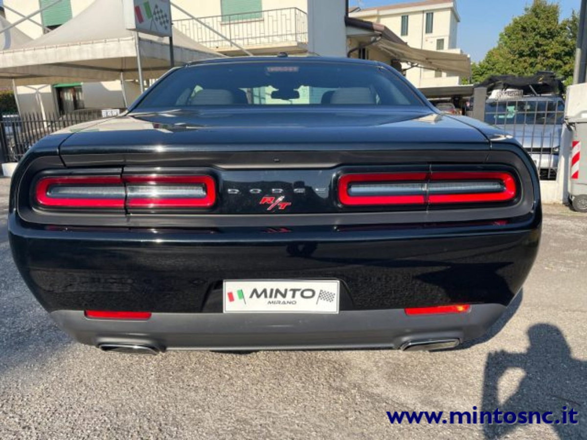 Dodge Challenger 3.6 V6 SXT awd 309cv at8 (4)