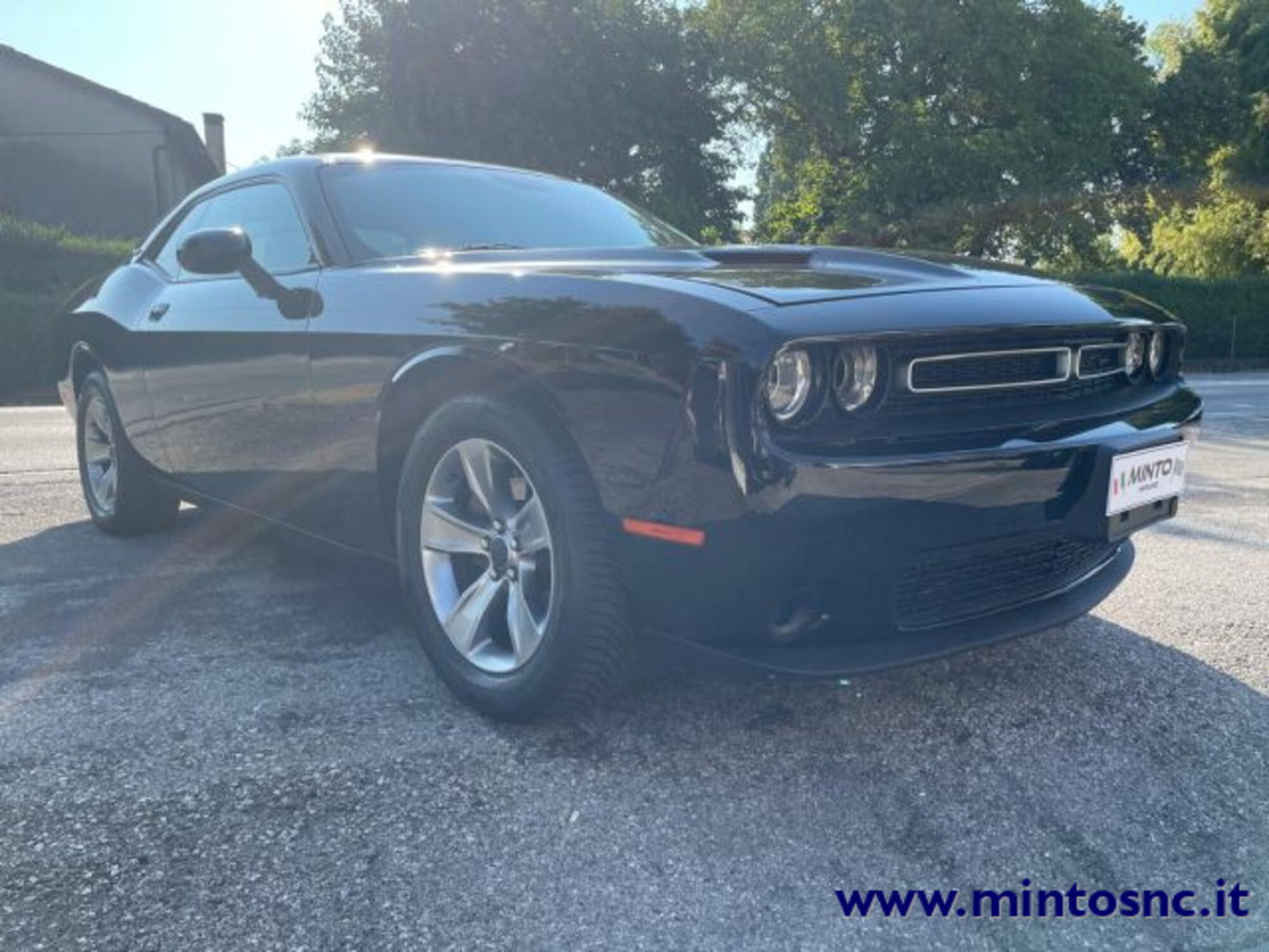 Dodge Challenger 3.6 V6 SXT awd 309cv at8 (7)