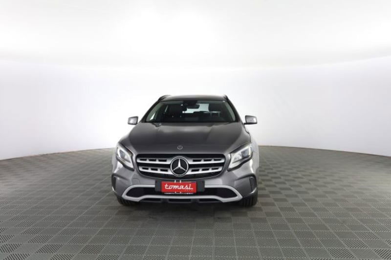 Mercedes-Benz CLA Shooting Brake 200 d Automatic Business